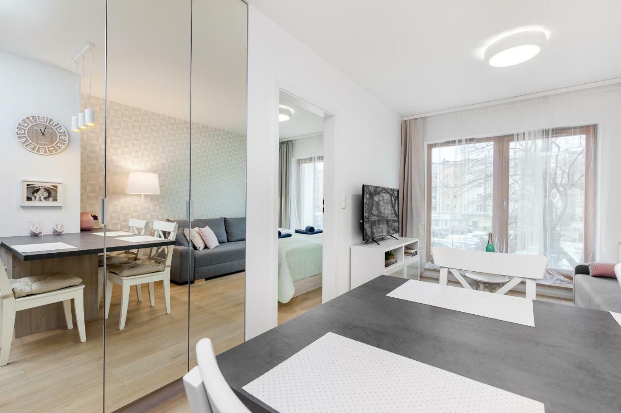גדינייה Apartamenty Black&White - Apartament Batory Five מראה חיצוני תמונה